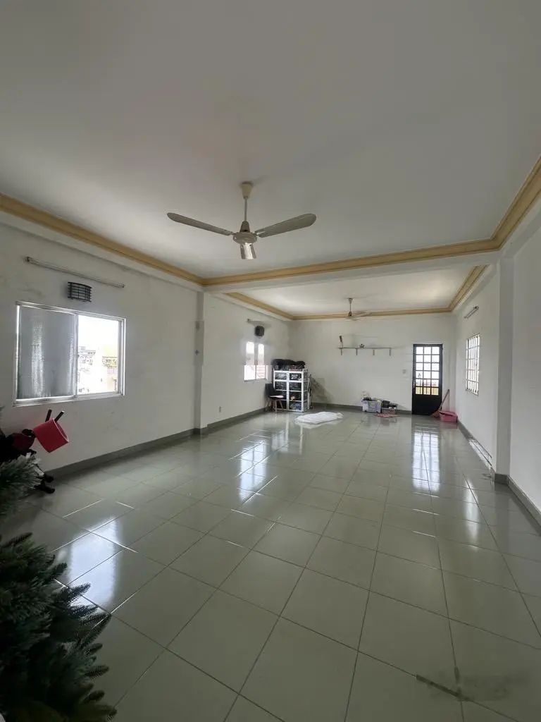 Mặt tiền Nguyễn Văn Luông - Quận 6-183m2-5.4 x34 - 5 tầng - kinh doanh đỉnh-sổ vuông - giá 38 tỷ TL