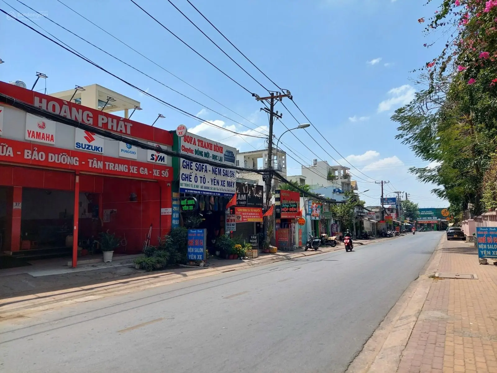Bán nhà MTKD Đình Phong Phú, DT (8.3x19m)=157m2, đang cho thuê 25tr/th, giá chỉ 15 tỷ
