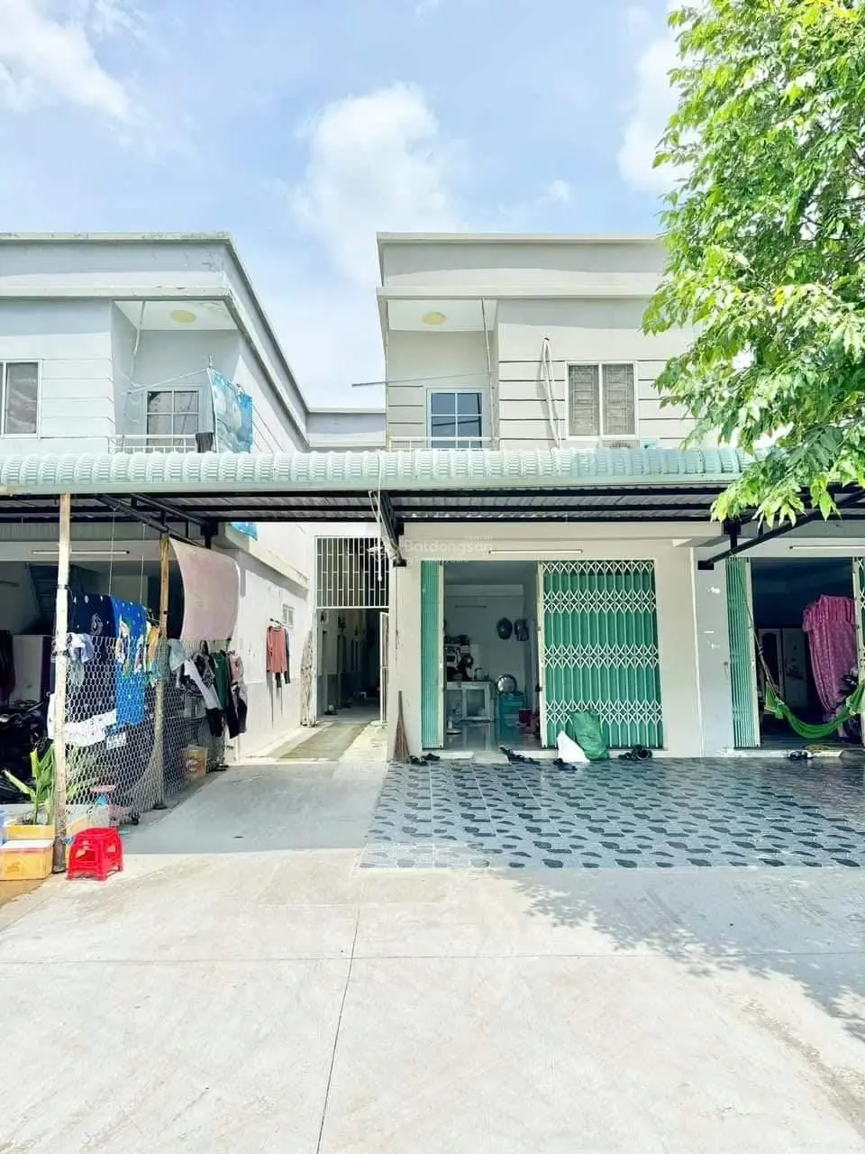 Mua Đất Tặng Nhà Kiot - Diện Tích 150m2 - Giá 1Ty350 - SHR
