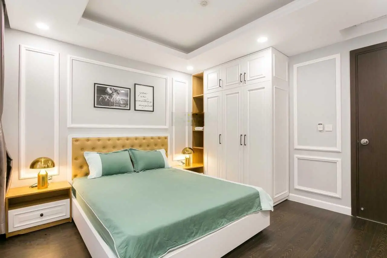 Cần bán CHCC The Harmona, Q. Tân Bình, DT 75m2, 2PN, giá 3 tỷ 7. Sổ hồng, LH: 0902 369 ***