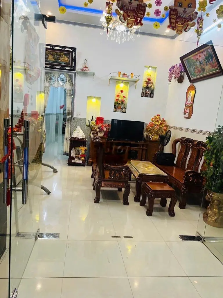 Chủ kẹt tiền bán gấp nhà trệt kiên cố