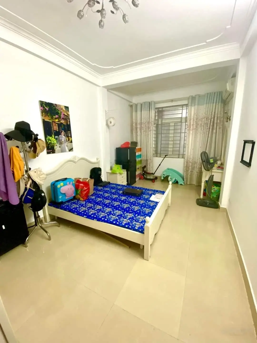 Bán gấp nhà riêng phố Thái Thịnh 55m 5Tg MT 3,6m chỉ 10,5 tỷ ô tô tránh 10m full nội thất.