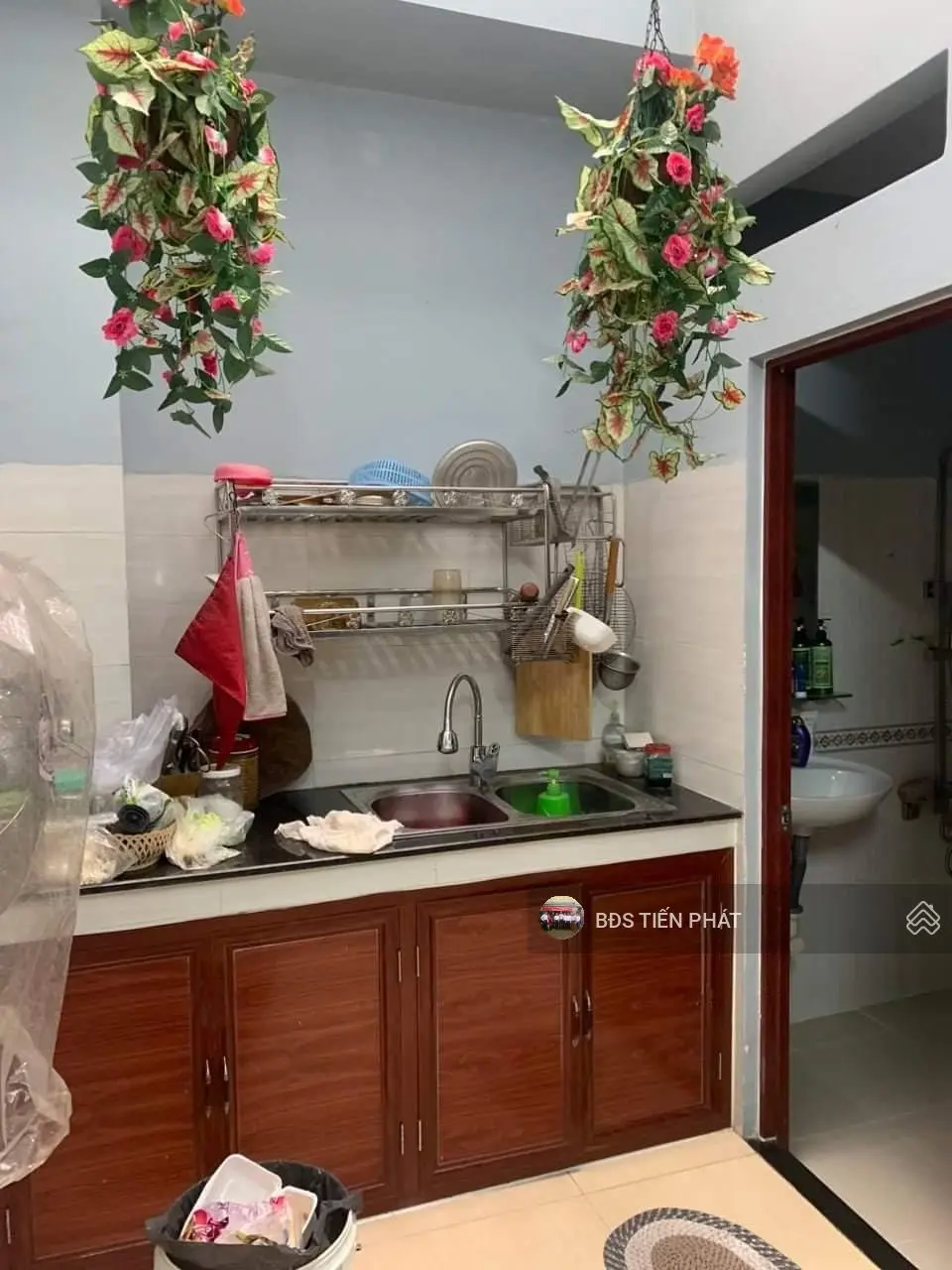 Nhà bán 350/ Lê Văn Quới, P.BHHA, Q.BT. DT: (4x17)m, đúc 1 trệt 2 lầu, ST, 4PN, 4WC. Giá 6.5 tỷ TL