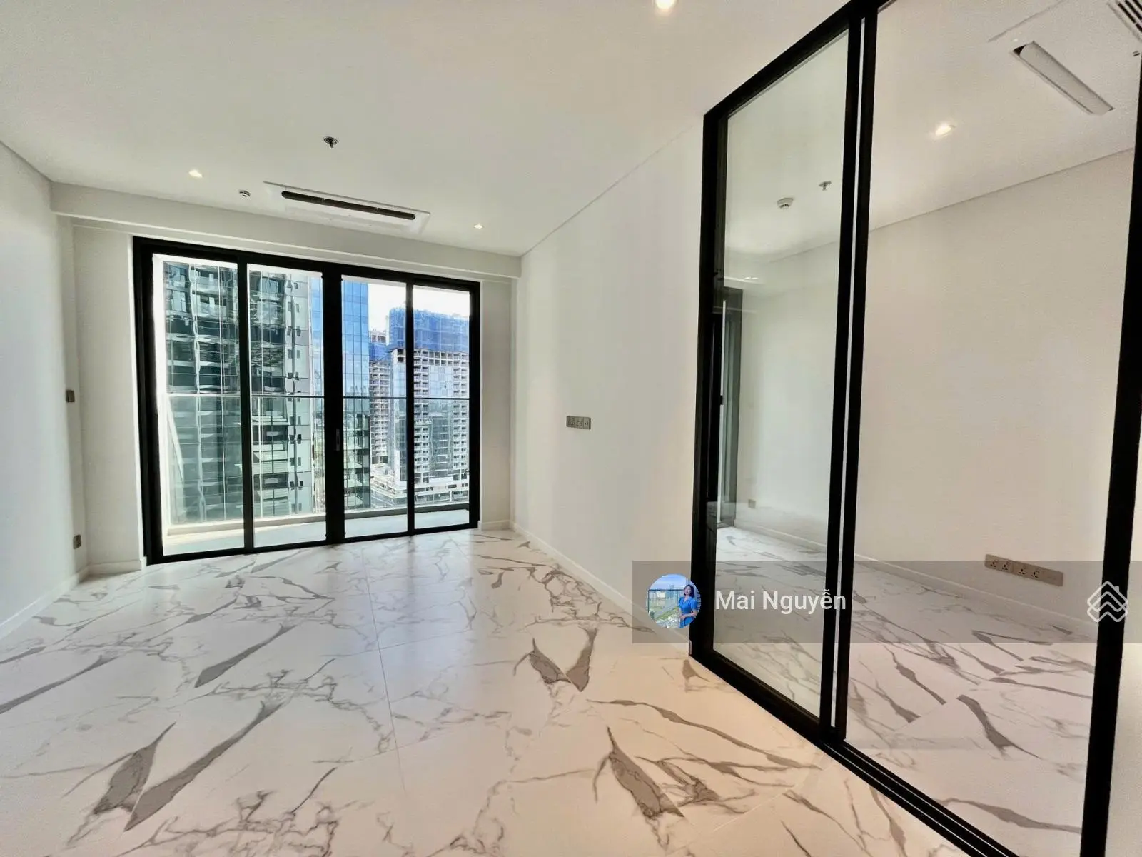 Bán gấp căn hộ Metropole 79m2 giá 12.4 tỷ all in