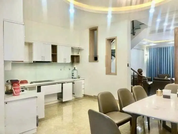Bán nhà 4 tầng 6x21,5m2 ôtô ngủ trong nhà LINH TÂY, THỦ ĐỨC