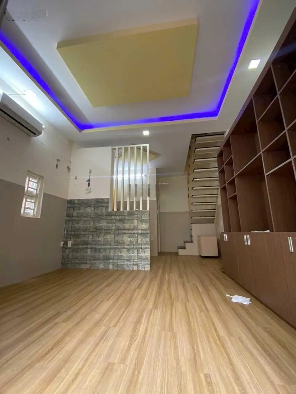 Hẻm 6m Thạch lam 4,1x7m 3 tầng