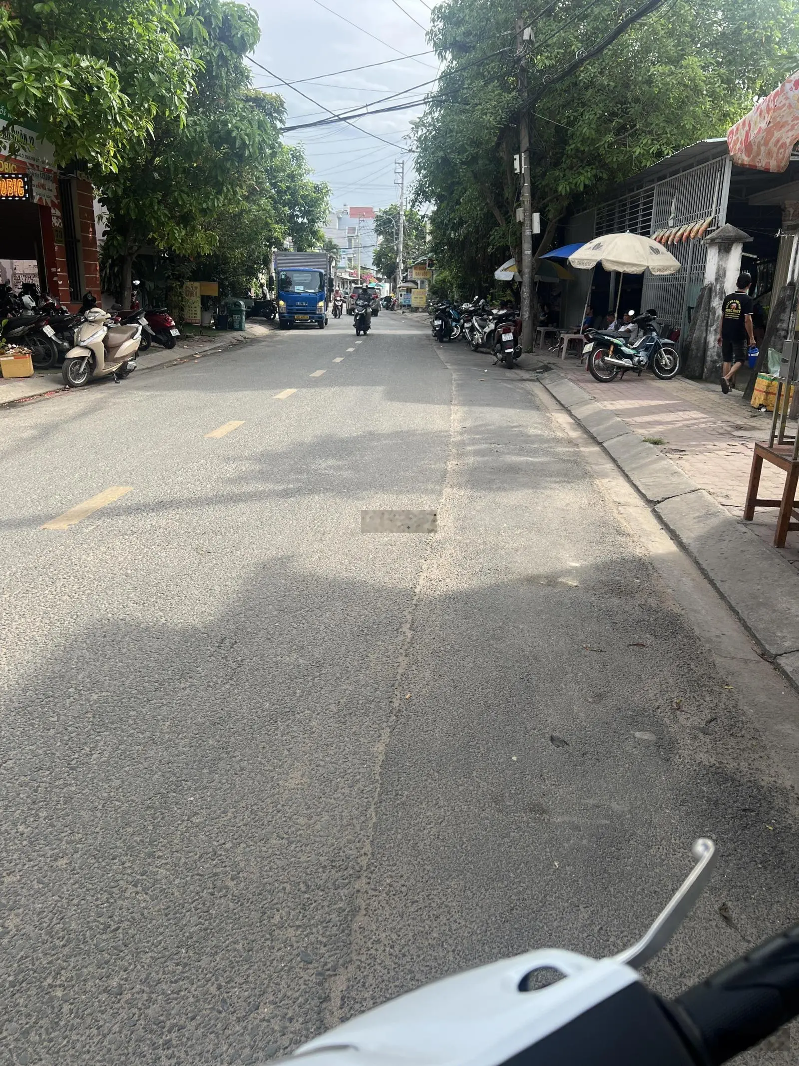 Mặt tiền Thới An 13 104m2, 8P CHDV( có thể cải tạo 11p) đang cho thue 15tr/th, đường nhựa 8m, 6xty