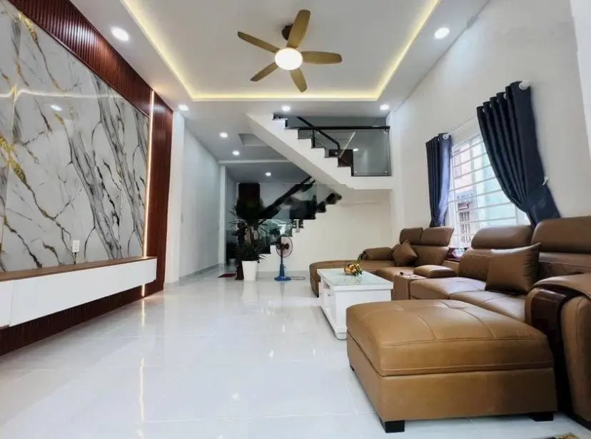 Siêu phẩm duy nhất 1 trệt 1 lầu 90m2 đường Trịnh Như Khuê sát chợ Bình Chánh (SHR)