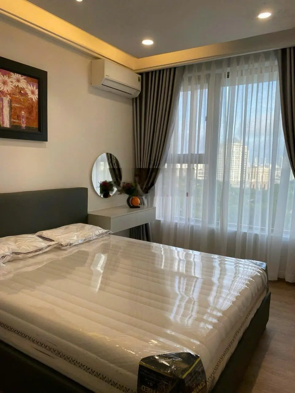 Cần bán CH cao cấp 3PN, 130m2, Midtown M8, View trực diện sông. Tầng cao view đẹp như hình