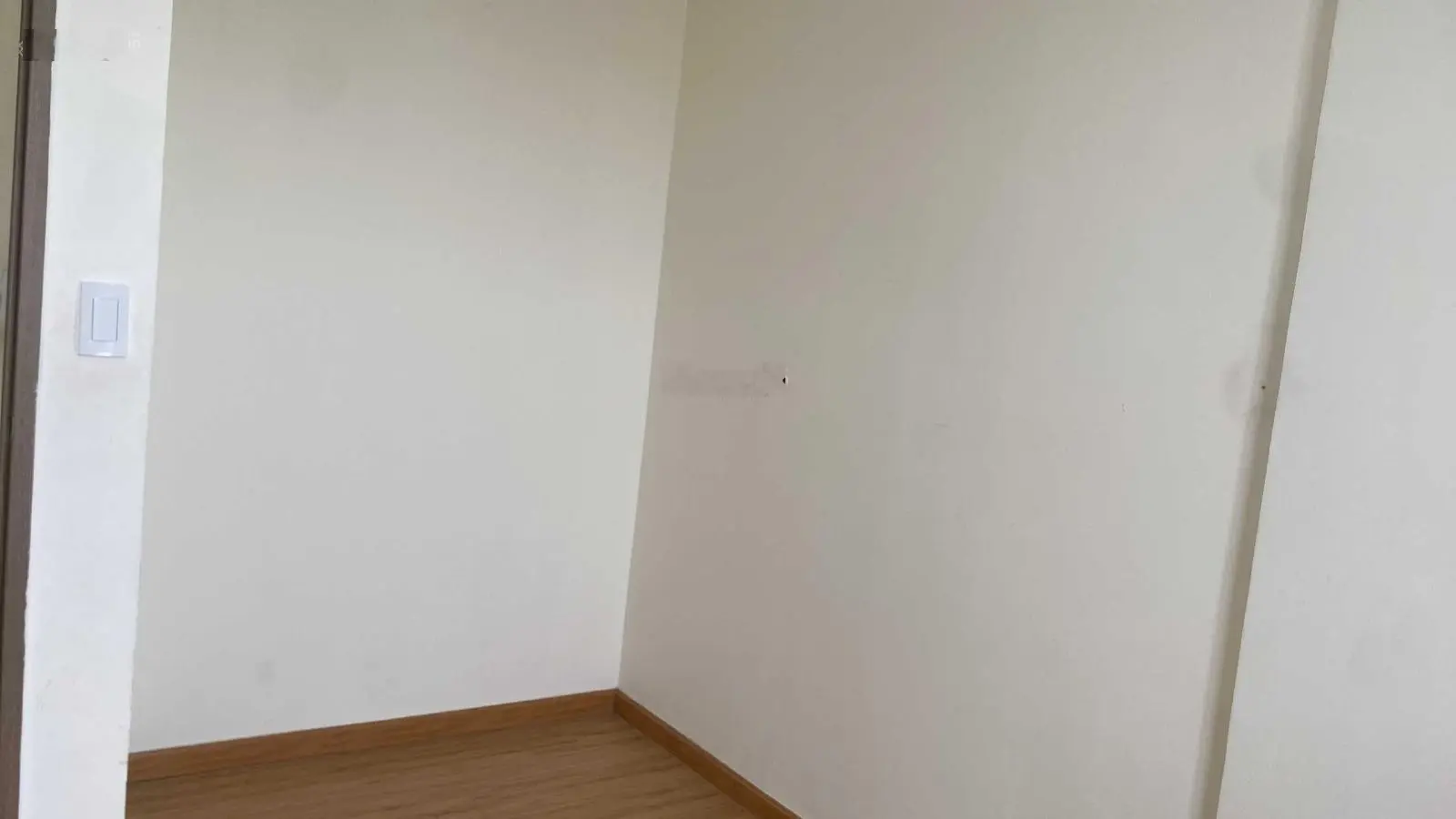 Cần bán nhanh CH Green Town Bình Tân 72m2-2PN-2WC có ban công thoáng mát giá 2,380 tỷ,LH 0987 003 ***