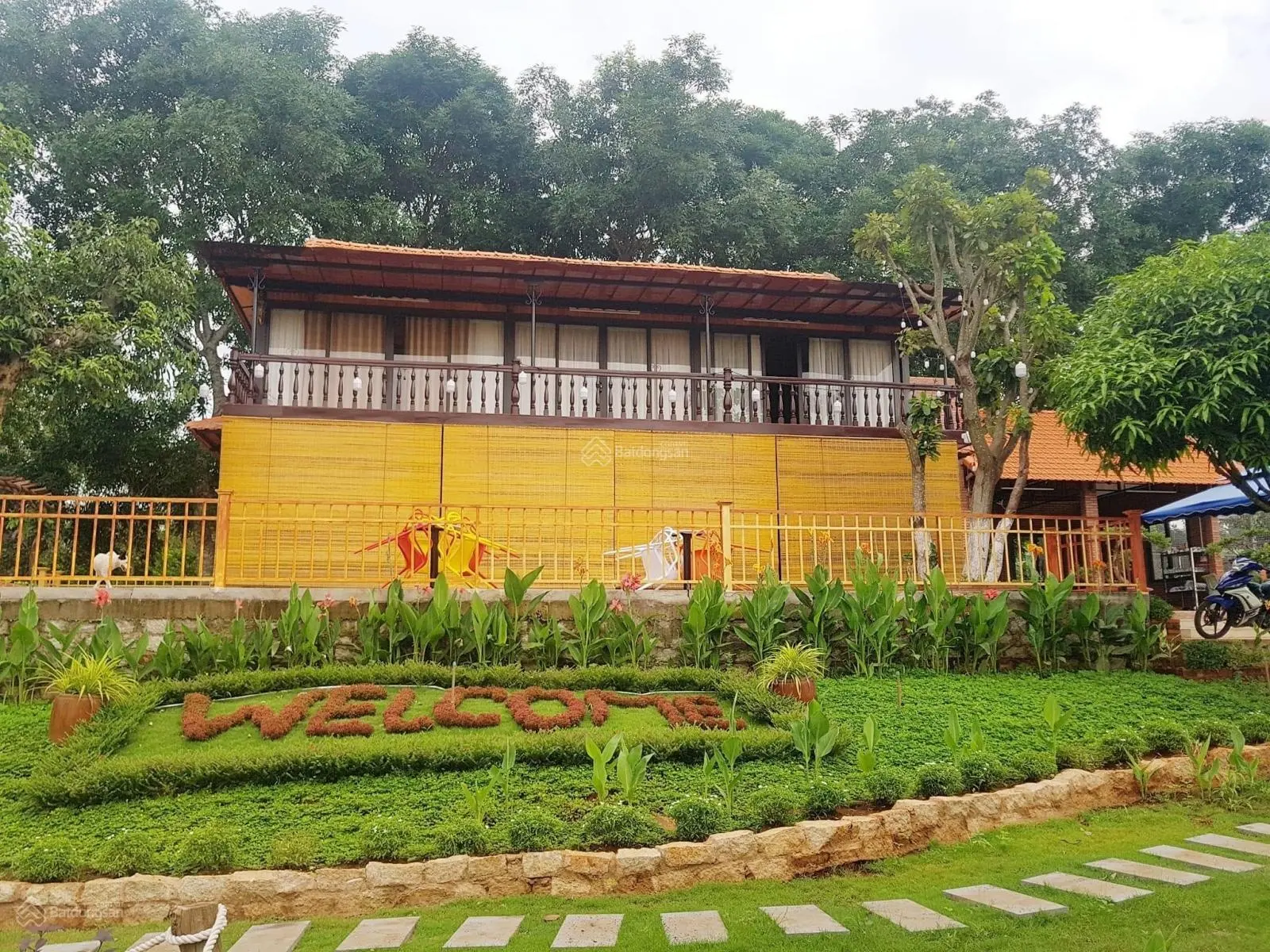 Chính chủ bán lỗ khu Resort đẹp mê hồn ngần trung tâm đường nhựa sát TP Bà Rịa, 6.300m2 có 300m2 TC