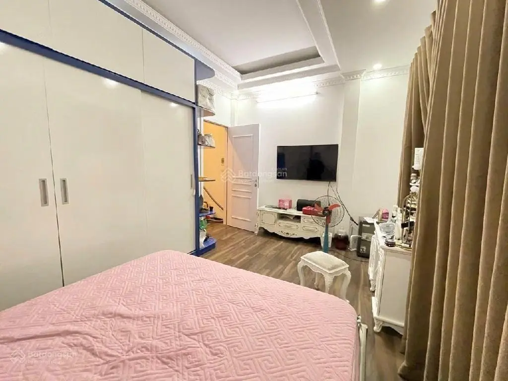 Nhà đẹp - nội thất full - ô tô đỗ cổng - Đàm Quang Trung, Long Biên, DT 31m2 x 5T, giá 5,28 tỷ