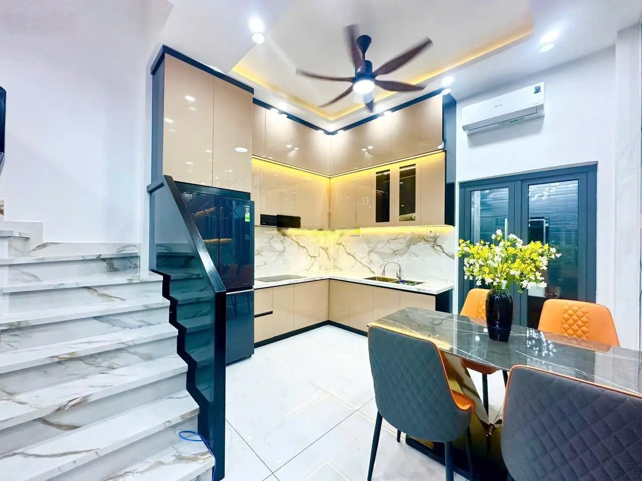 Bán nhà hẻm xe hơi 1806 huỳnh tấn phát-thị trấn-nhà bè..!