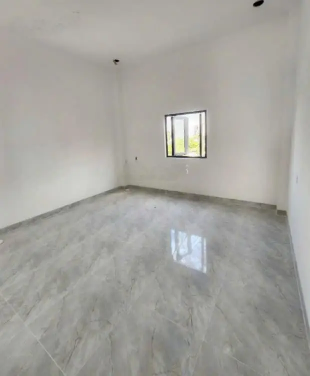Bán gấp nhà Bình Chánh 80m2. SHR. MTĐ 5m. Đang cho thuê 7tr/tháng