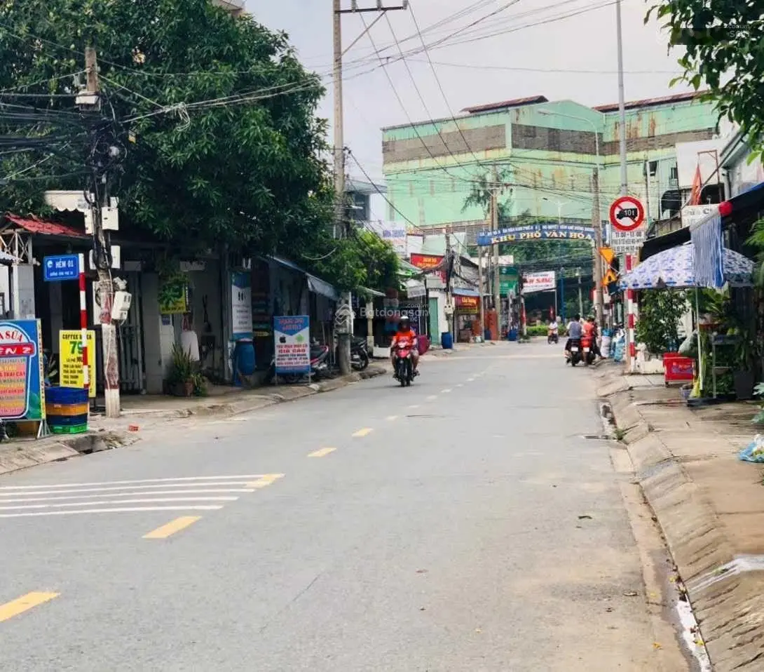 Nhà Vĩnh Phú Đường Rộng Rãi 300m2 Ngang 13m giá 5,5ty