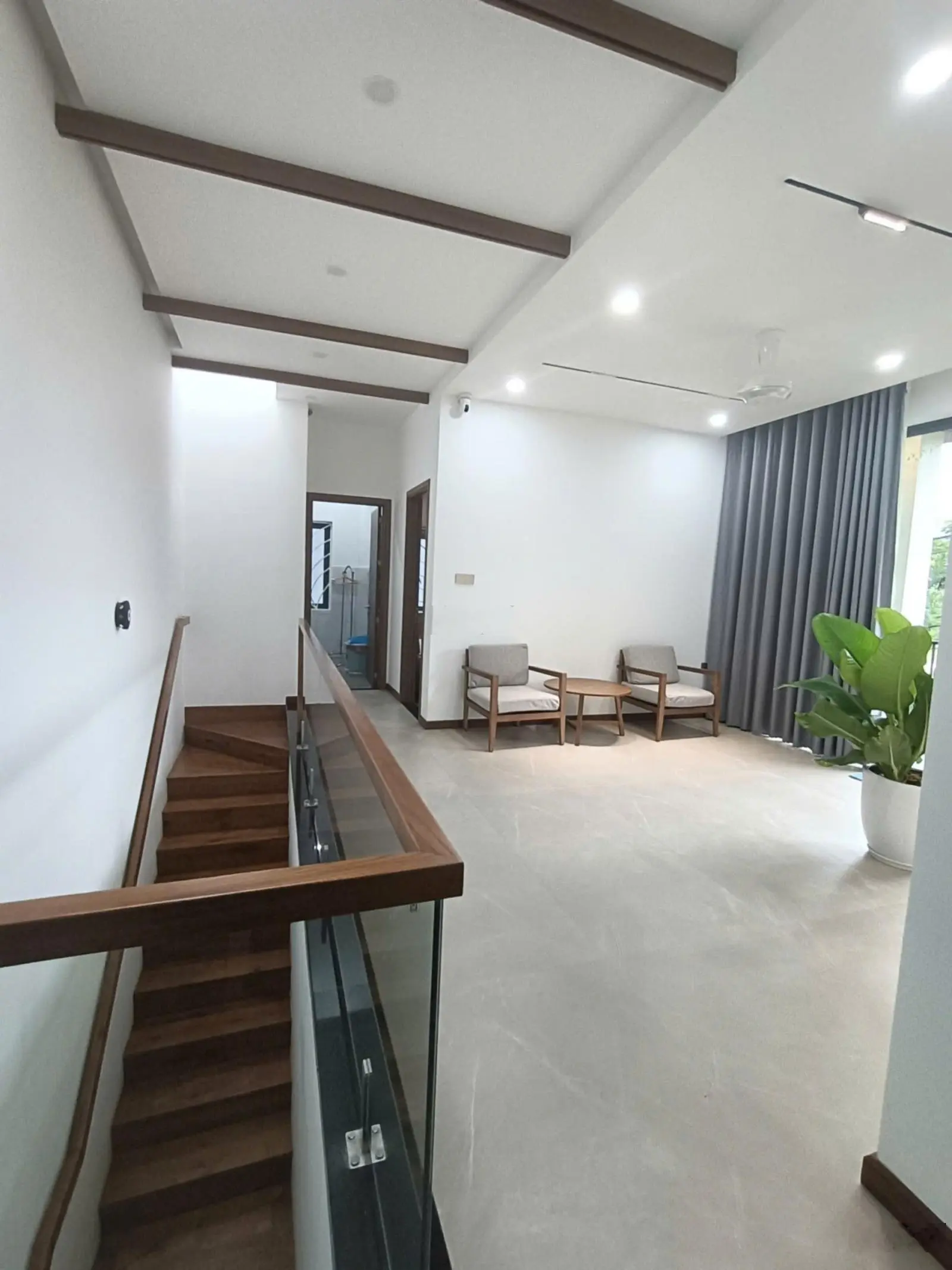 Gật sợi gân! Bán nhà Lê Quang Đạo giá sốc, giá 10.8 tỷ, 85m2 xây 2 tầng