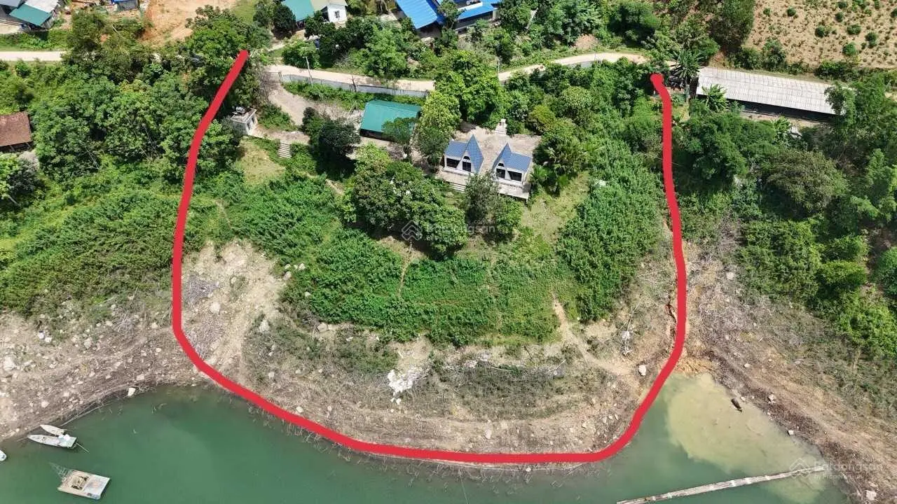 Quá đẹp cho 1 siêu phẩm, tổng diện tích sử dụng 3500m2 có 400m2 đất ở tại Đà Bắc, Hòa Bình