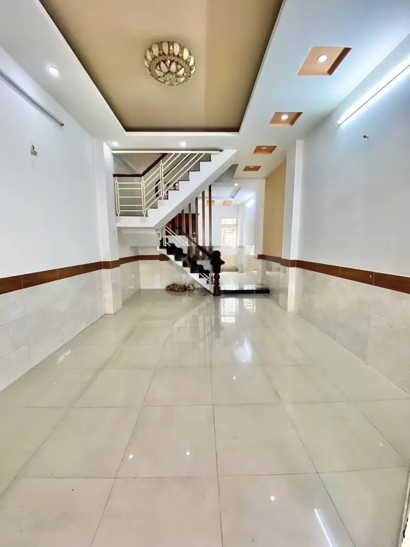 Bán Nhà Ngay Emart Phan Huy Ích, Gò Vấp, 50m2, 4Tỷ8