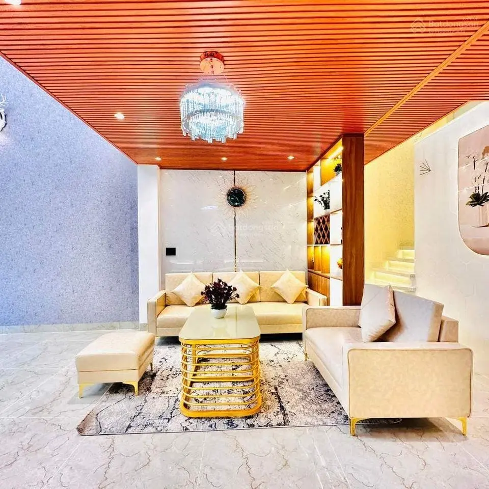 Đẩy bán nhanh nhà Nguyễn Thị Huỳnh, Phú Nhuận 4,6x18, 1T3L. 4PN, 5WC, cho thuê spa 17tr/thang