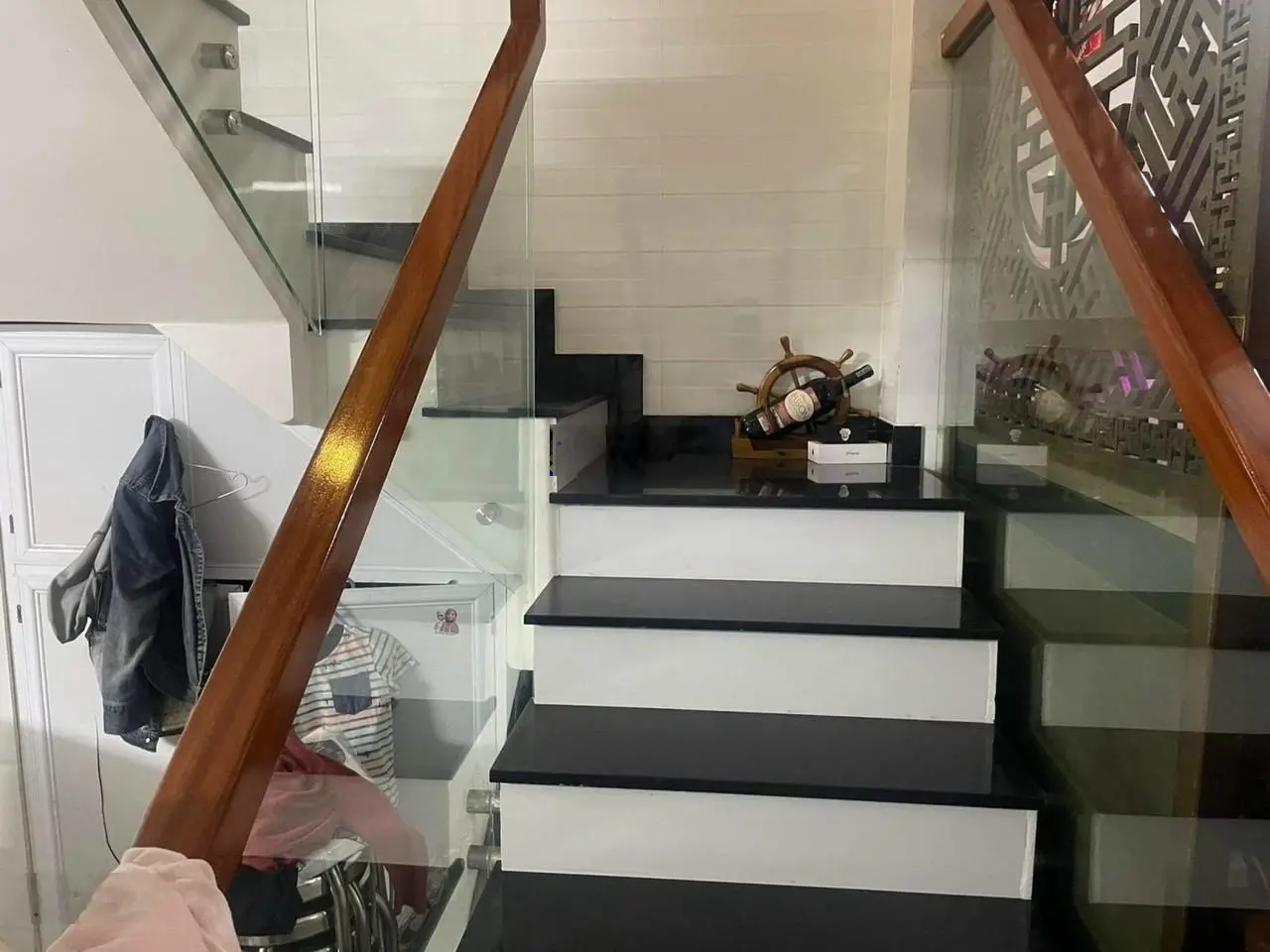 Gấp!Bán nhà Trần Hưng Đạo,Quận 5-Giá:2.48tỷ/68m2 (5x13.6m) sổ riêng. 1 trệt 2 lầu phù hợp DT