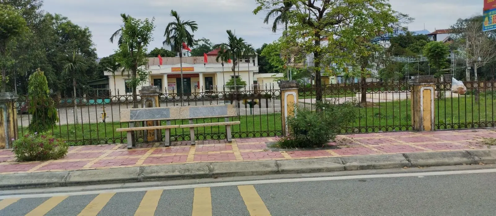 Bán đất Lương Châu, thị trấn Sóc Sơn thông ô tô 7 chỗ chạy ầm ầm, tiện ích phong phú, 70m2 - 2,6 tỷ