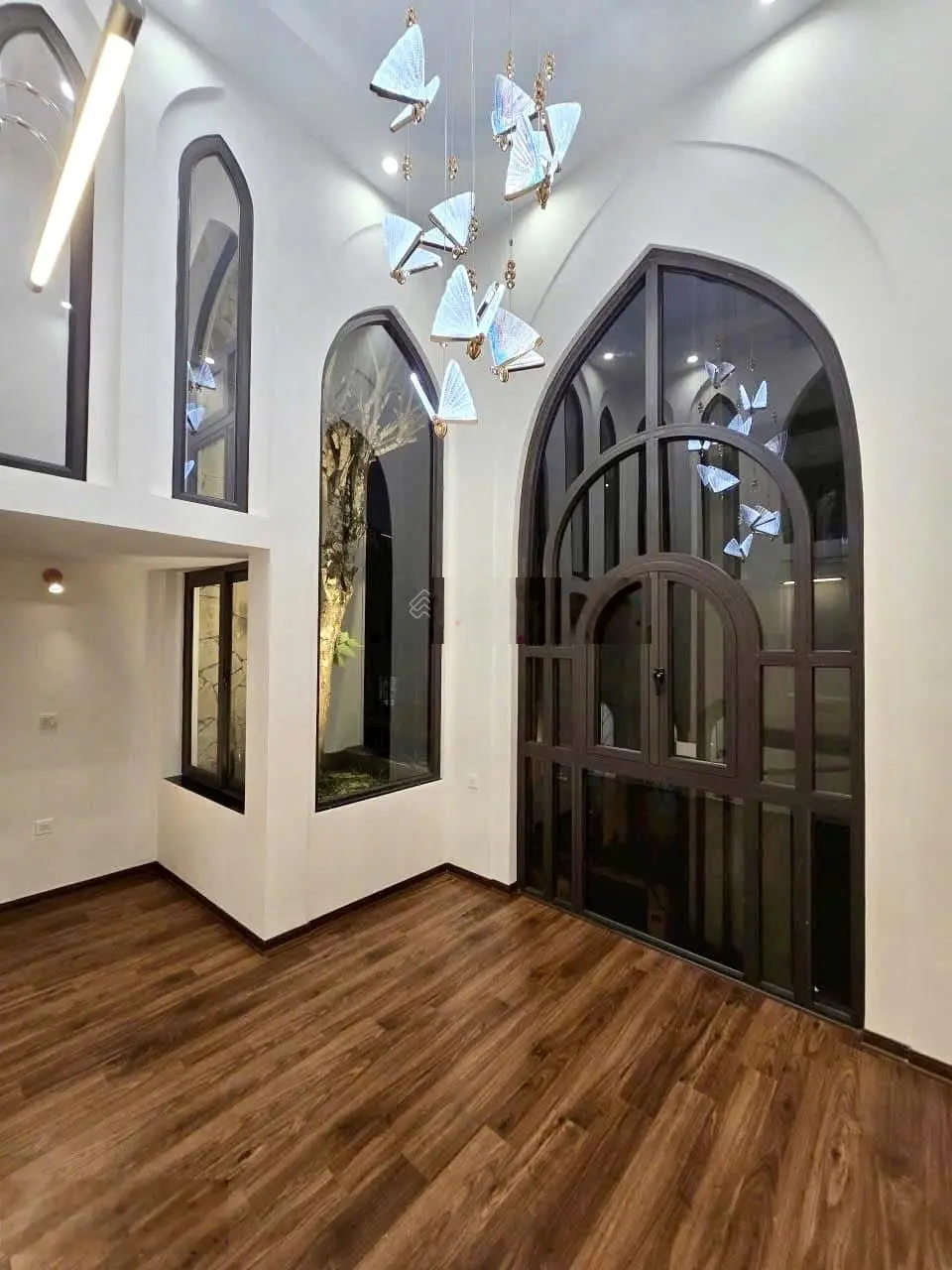Bán nhà riêng tại Phố Trạm, 222 triệu, 36m2, view đẹp, uy tín, Long Biên, Hà Nội. Giá nhỉnh : 7Tỷ