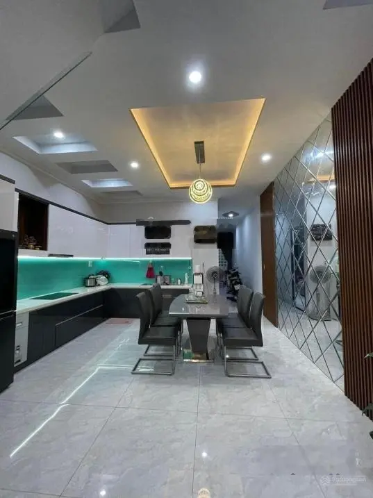 Nhà mới HXH Nguyễn Thiện Thuật Quận 3, DT 4.9x18m nở hậu 6m, trệt 4 lầu sân thượng giá chỉ 24tỷ5 TL