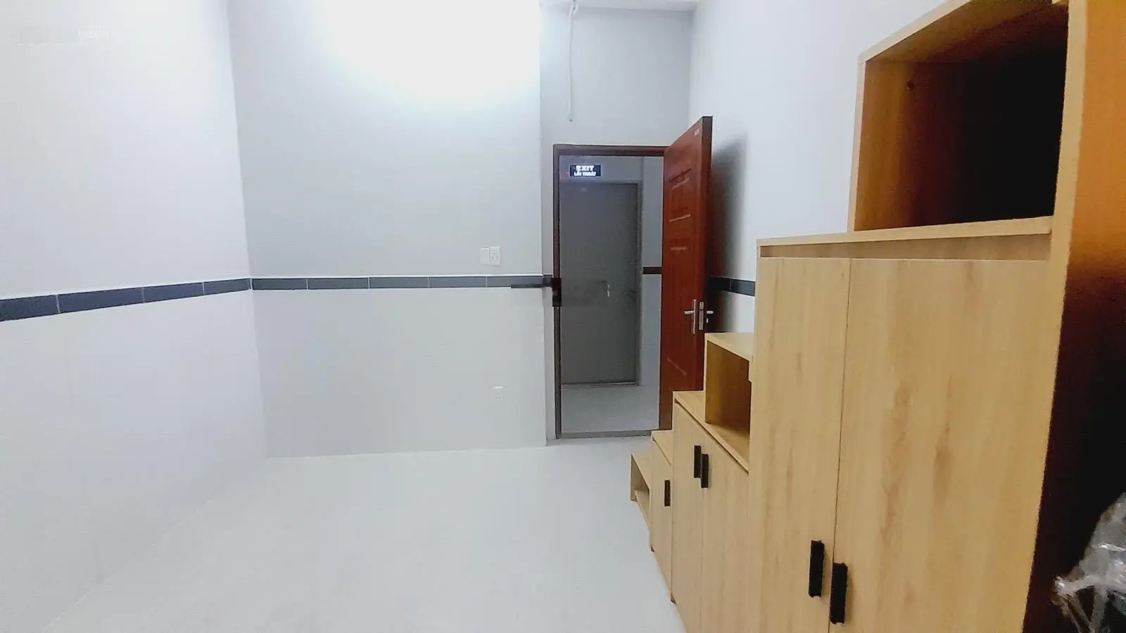 Bán căn hộ dịch vụ, ngay mặt tiền đường số 30, linh đông - 300m2 - 4 tầng, 1 hầm - 49 phòng