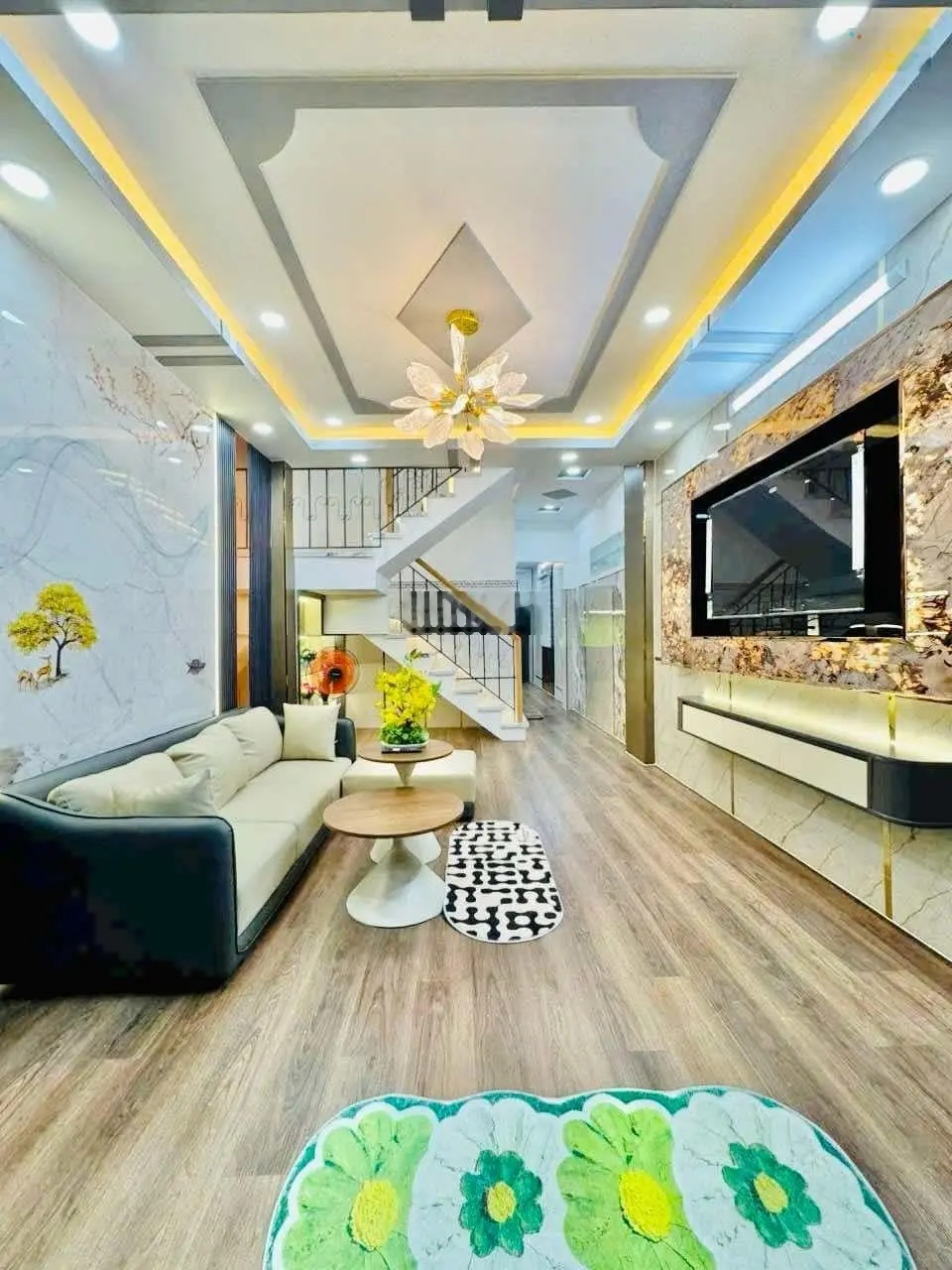 Bán nhà đẹp, ngay Emart 2 Phan Huy Ích GV - Ô Tô 1 Trục- Nhà Mới Full Nội Thất- 3 PN- 50m2