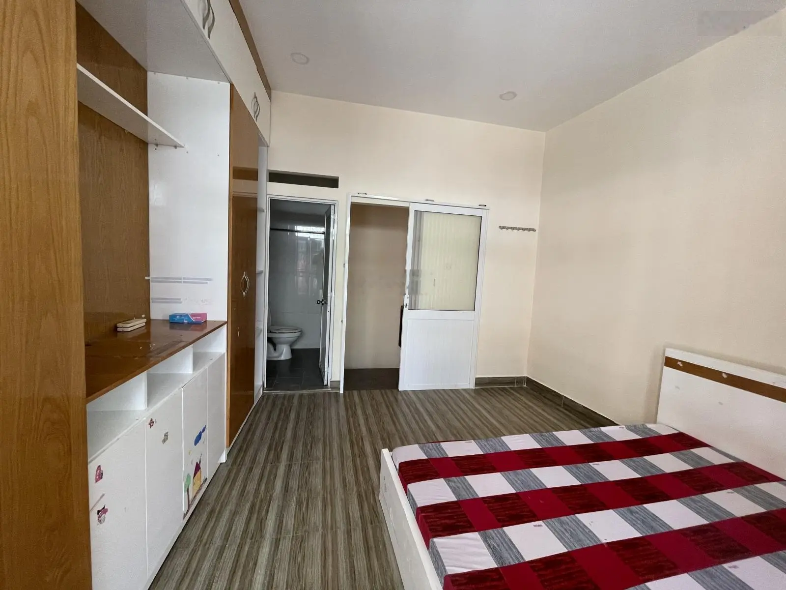 Bán nhà nhỏ xinh hẻm Trần Nguyên Hãn
