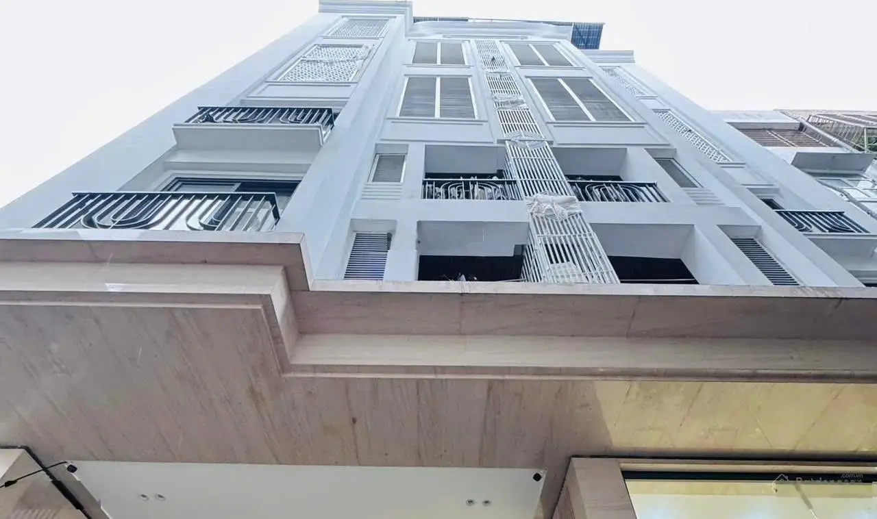Siêu Phẩm Toà Căn Hộ Cao Cấp 9T, Phố Nguyễn Khang, Thành Thái Cầu Giấy Ô Tô Tránh KD 250Tr/Thág.