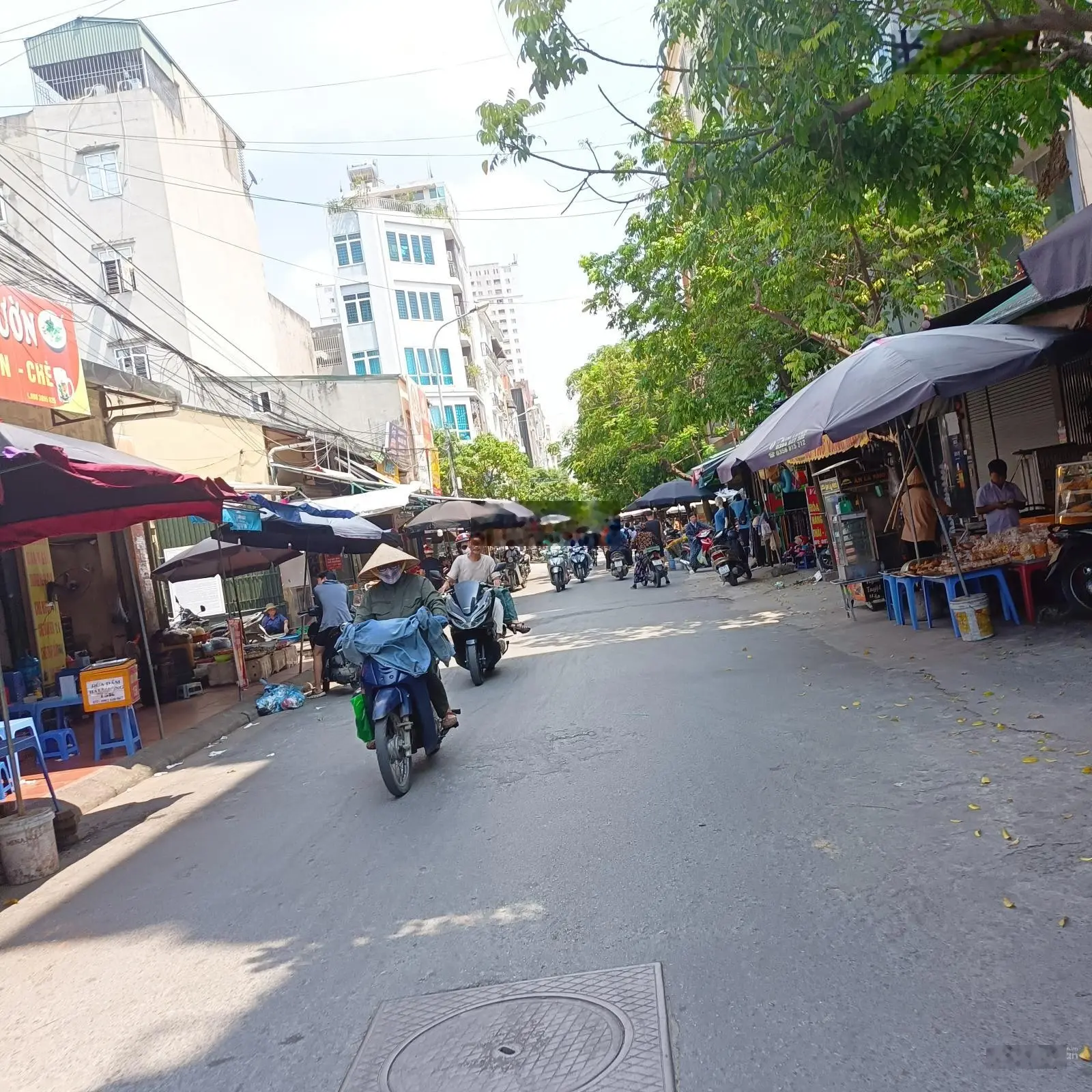Mua nhanh kẻo lỡ các Bác ơi Văn Phú, Phú La, Hà Đông, 66m, 5 tầng, giá 9.8 tỷ, nở hậu,