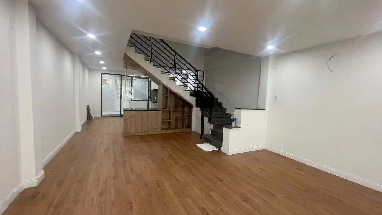 Chính chủ bán nhà Trần Hoành trục thông khu Nam Việt Á. Liên Hệ Loan 0979 141 483