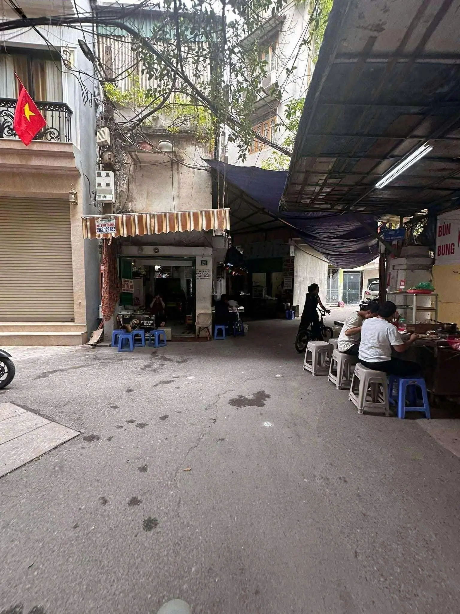 Chính chủ tôi cần bán nhà An Trạch Đống Đa Hà Nội dt 63 m giá bán nhanh 200tr/m cách ôtô dùng 15m