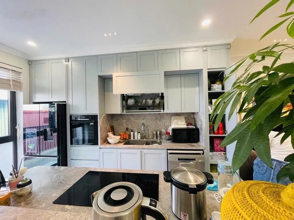Nhà liền kề quận Thanh Xuân 130m2, (5 nổi + 1 hầm), thang máy, 2 ô tô để trong nhà