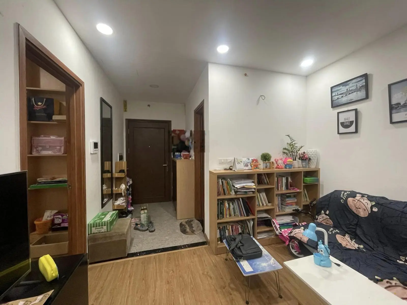 Bán căn hộ chung cư cao cấp isris garden nam từ liêm 60m2- giá 4,7 tỷ- view svd mỹ đình