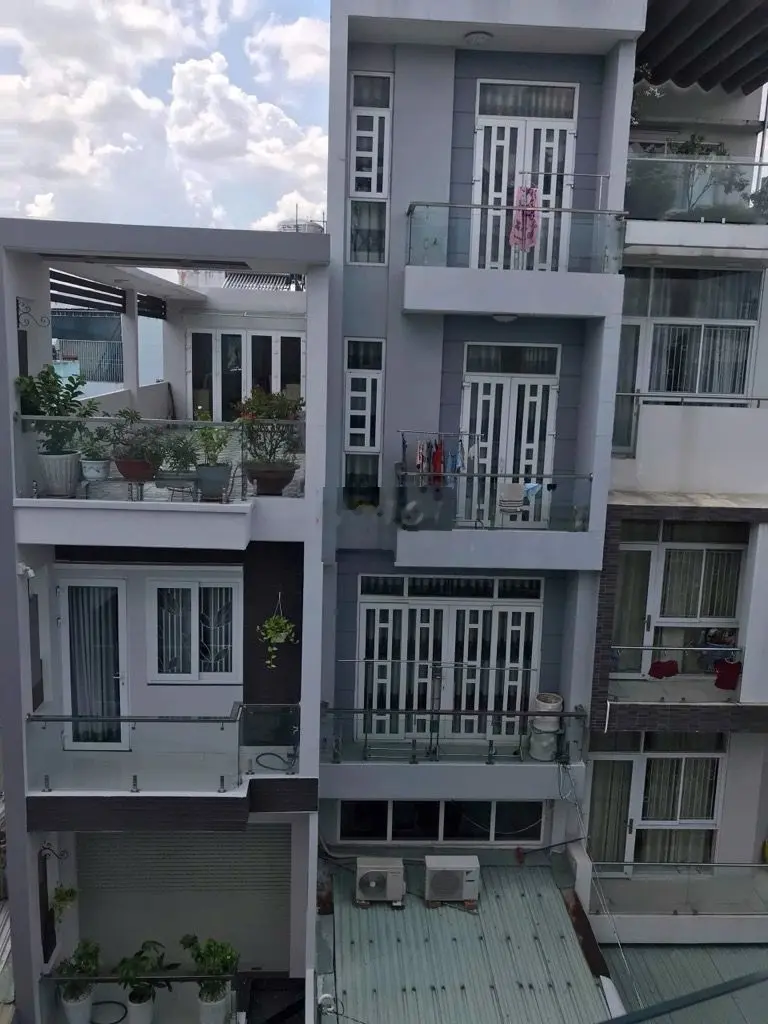BÁN NHÀ ĐẸP MẶT TIỀN 4 TẦNG, 200M2 KD 60TR/, NGUYỄN THỊ TẦN, QUẬN 8