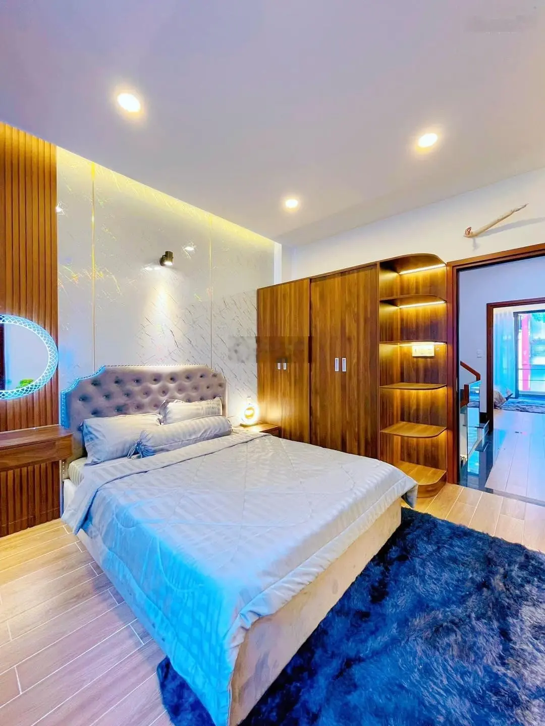 Nhà đẹp bán gấp 48m2 giá 2tỷ750 triệu đường Nguyễn Cửu Vân, P17, Bình Thạnh. Hẻm xe hơi. Sổ riêng