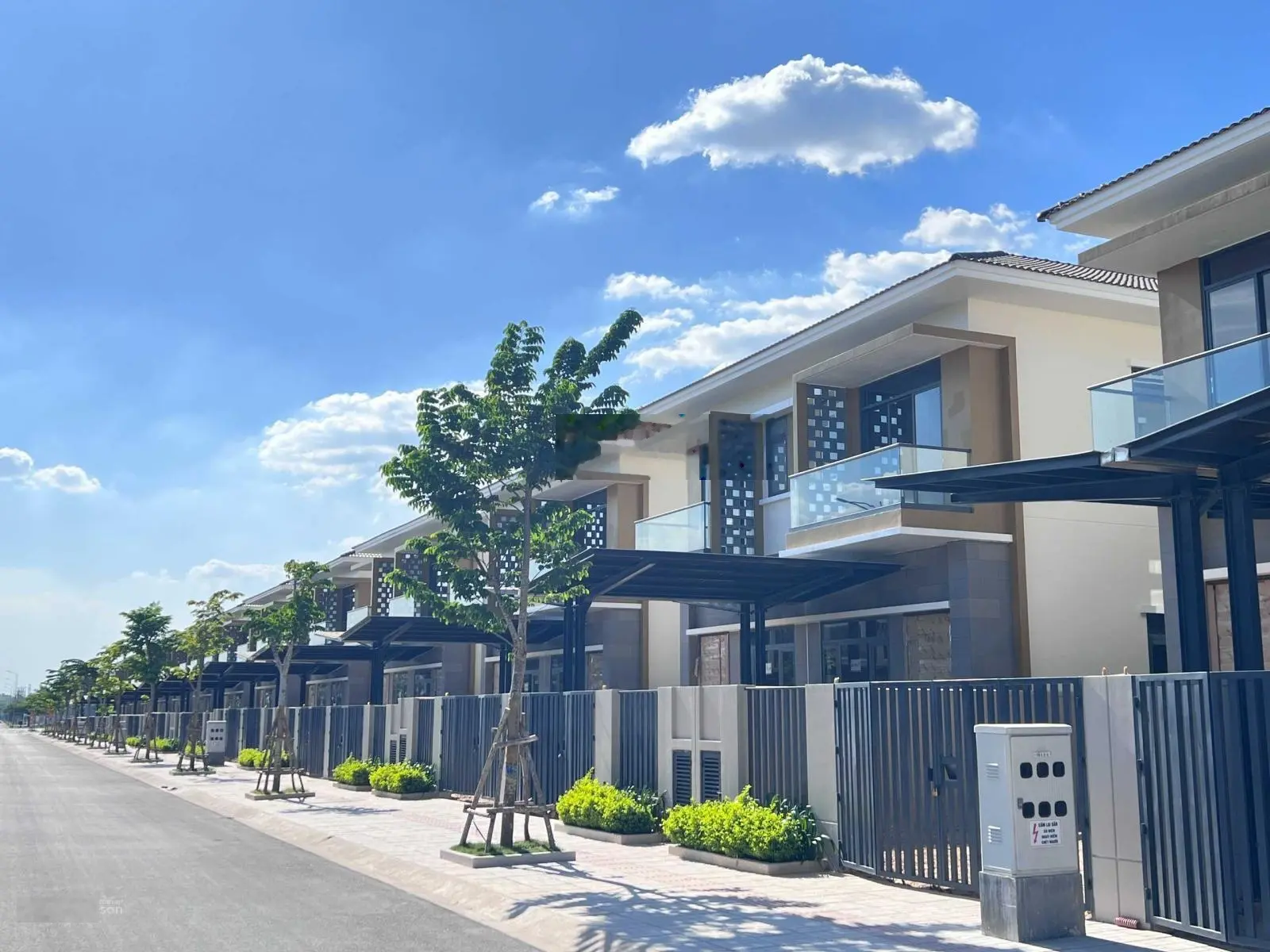Vsip mở bán biệt thự 250m2, Shophouse 168m2 chỉ từ 21tr/m2 tại thành phố mới Bình Dương