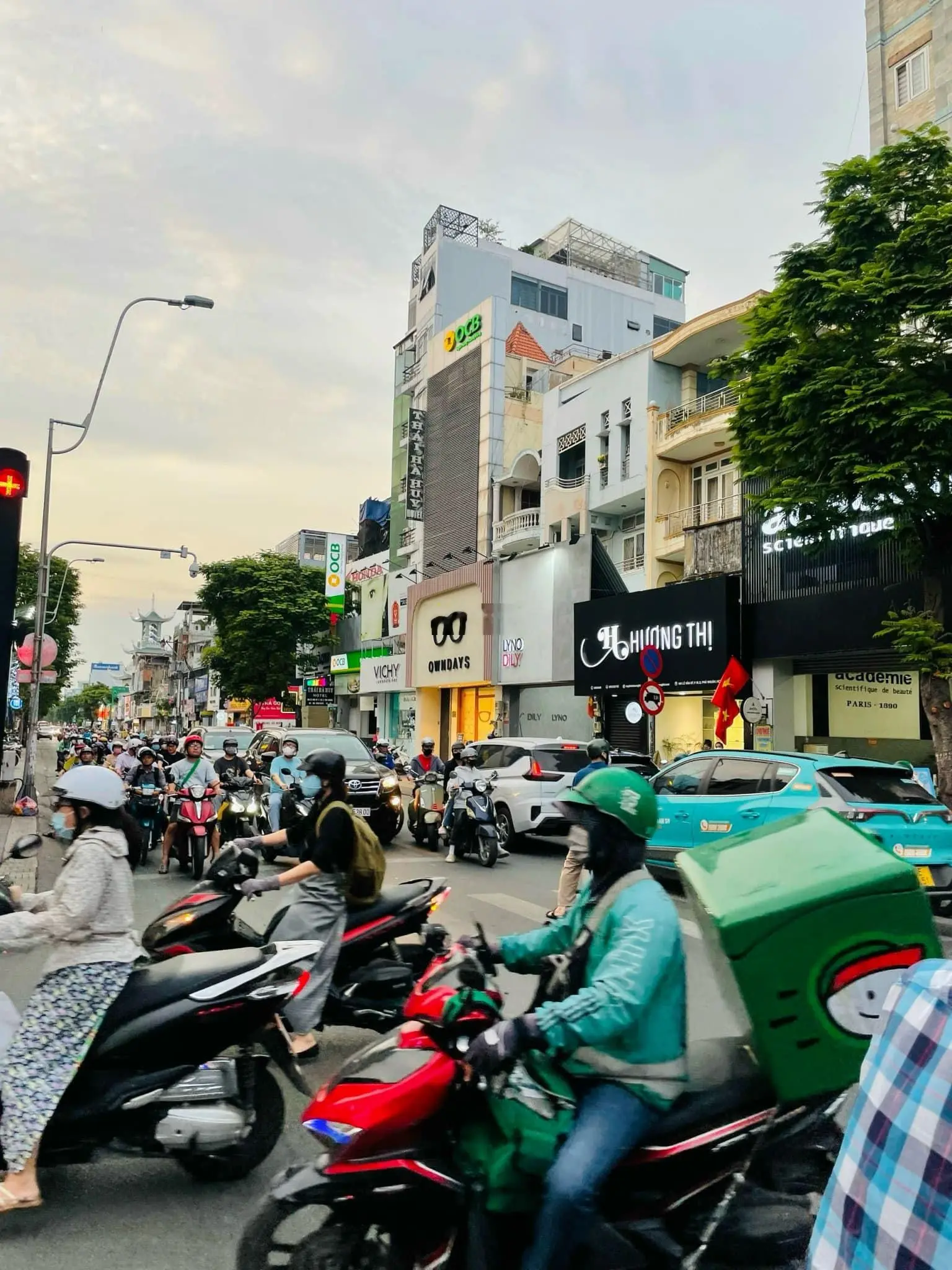 *Mặt Tiền Lê Văn Sỹ* [4,5 x 16] 4 tầng