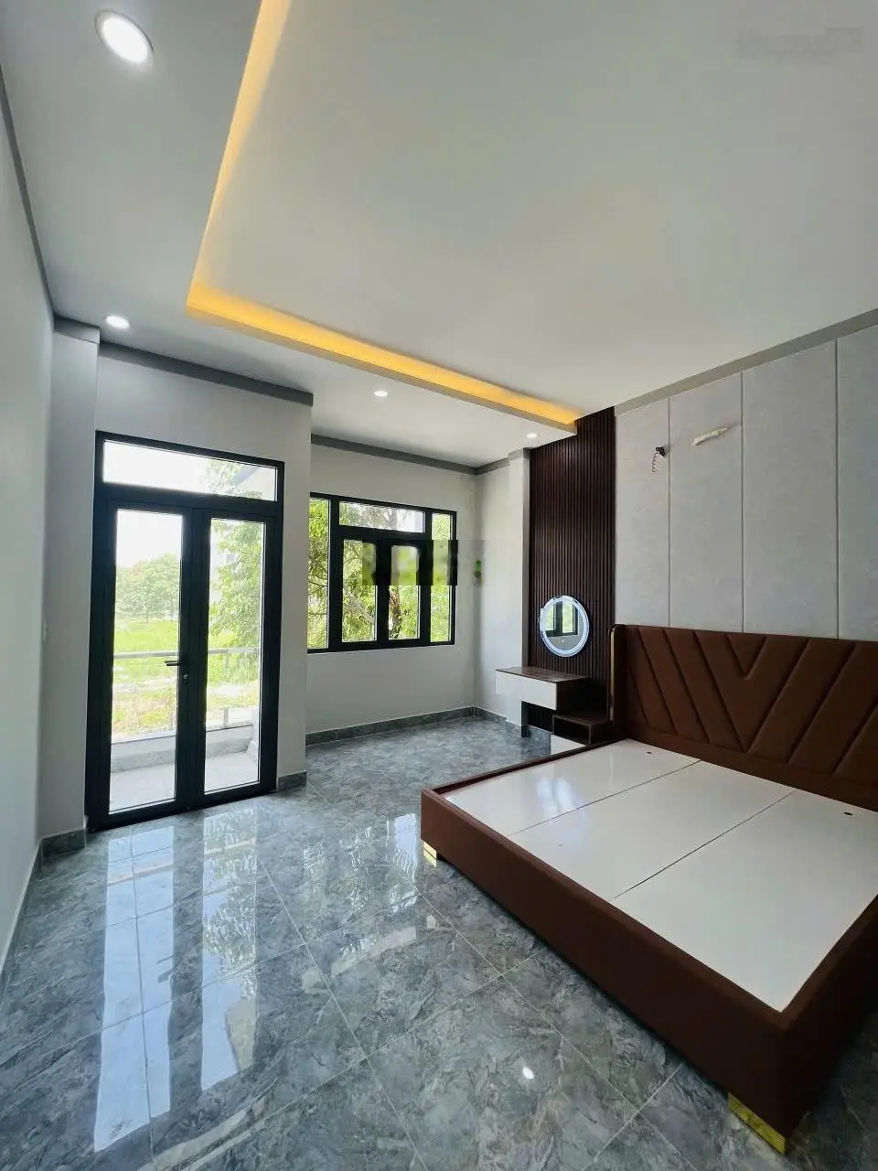 Nhà KDC Thanh Bình TP. Thuận An, 72m2, 3 tầng, 4,95 tỷ, SHR, hoàn công