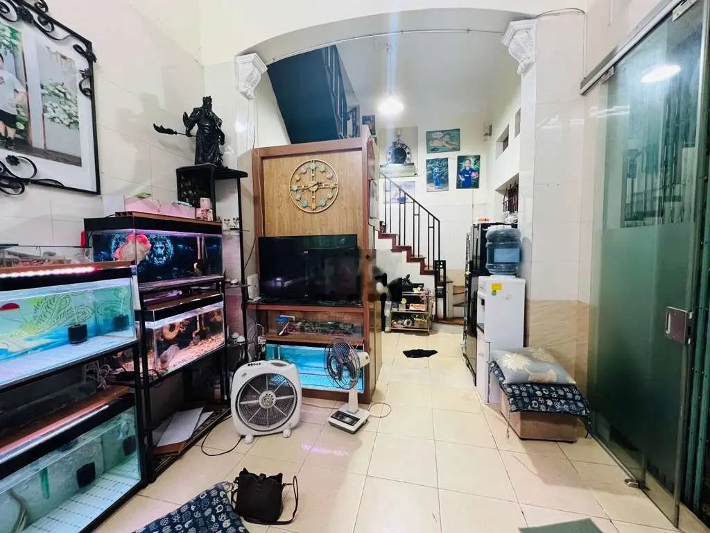 Bán nhà ngõ 51 phố Tuơng Mai. 20M.ra ô tô đỗ tránh giá siêu rẻ