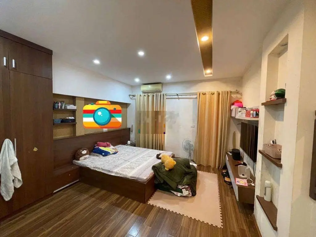 Khương Hạ. 30m2.5.7 tỷ. Lô góc nhà đẹp ở ngay. Thoáng sáng.