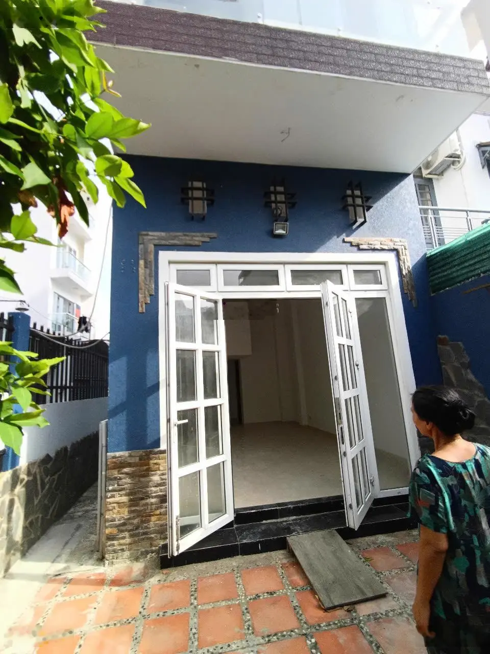 Nhà 1T3L có 6PN, 6WC đường Đỗ Xuân Hợp, Phước Long B, Q9, DT 100m2, giá 8.3 tỷ, đang cho thuê 22tr