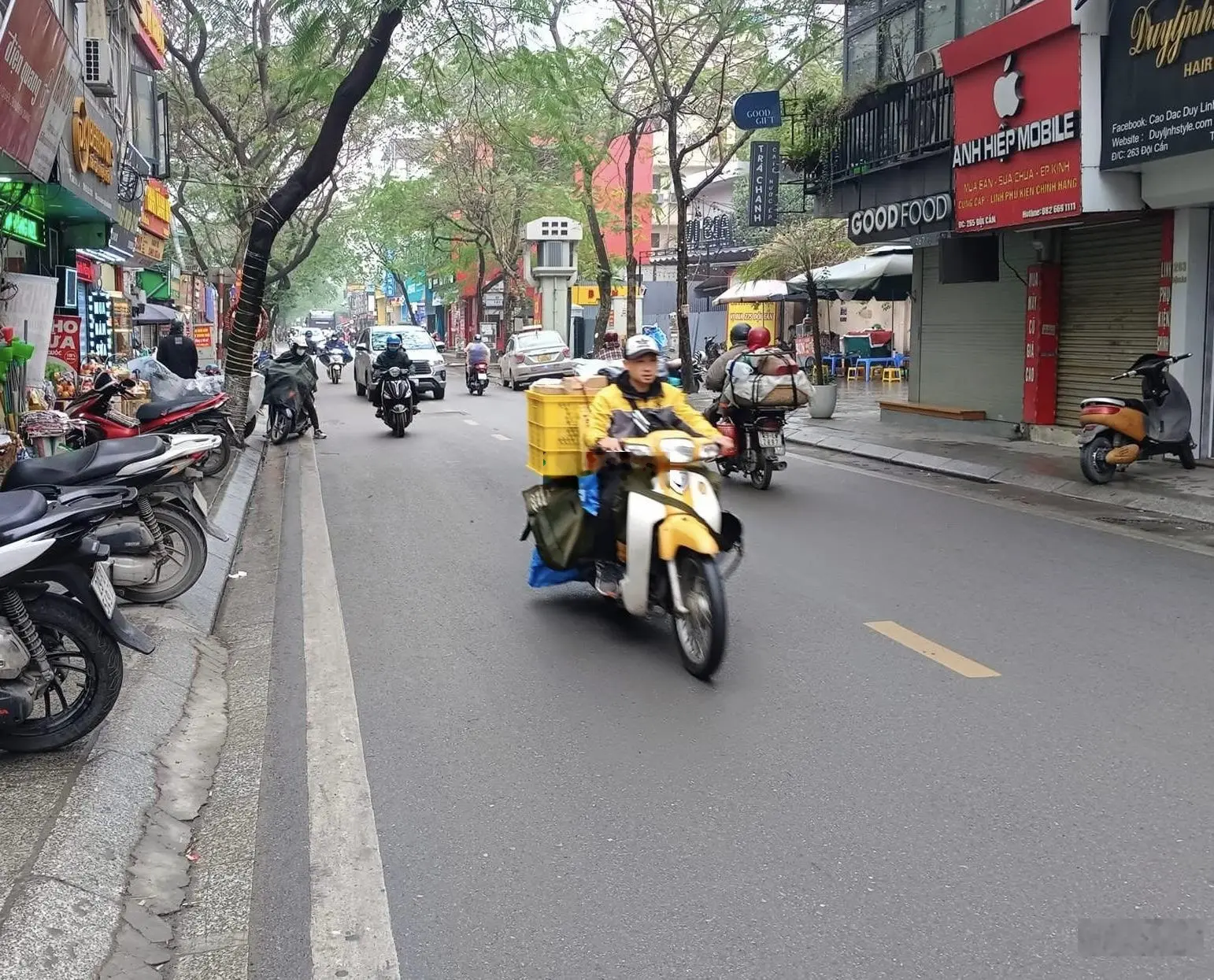 Giảm Chào 9Tỷ, Bán Gấp Nhà Mặt Phố Đội Cấn Ba Đình, KD 180Tr/Tháng, DT 222M 4T MT 8M Giá 89.8Tỷ.