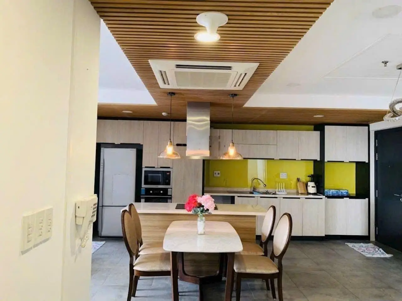 Tropic Garden , Căn 03 Phòng Ngủ , 100 m2 , Đầy Đủ Nộ Thất Cao Cấp. Giá bán 7,6tỷ bao gồm tất cả