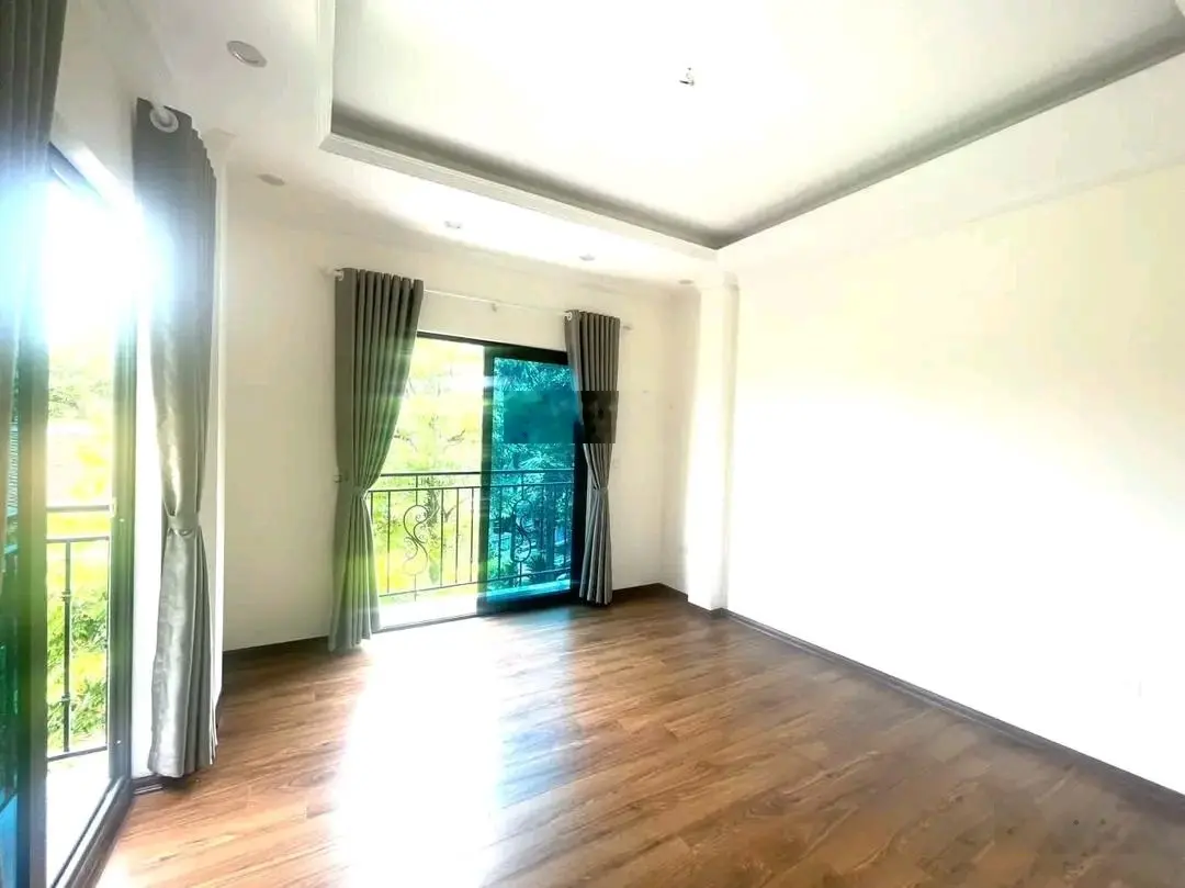 Bán nhà Mặt phố Đa Sỹ 60m2, 5 tầng, lô góc, kinh doanh đỉnh; thang máy, Cực đẹp. Giá 14.5 tỷ