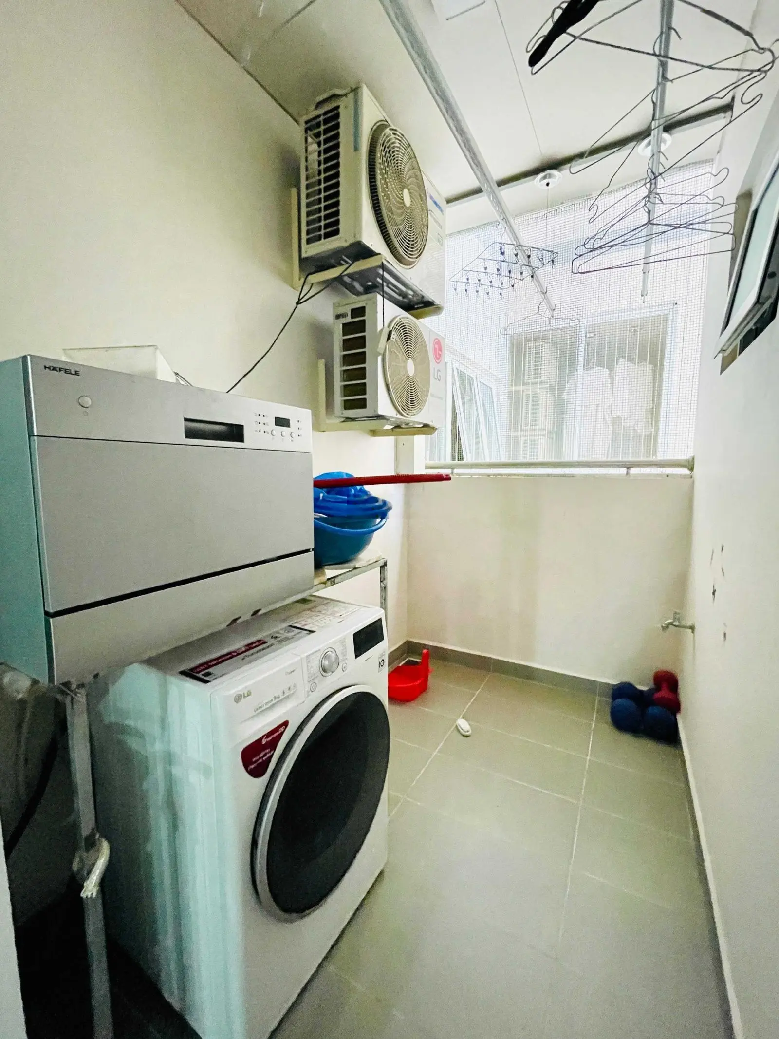Căn hộ Dragon Hill 2 - 71,6m2 (2PN + 2WC) - Sổ hồng, view Phú Mỹ Hưng, nhà sạch đẹp