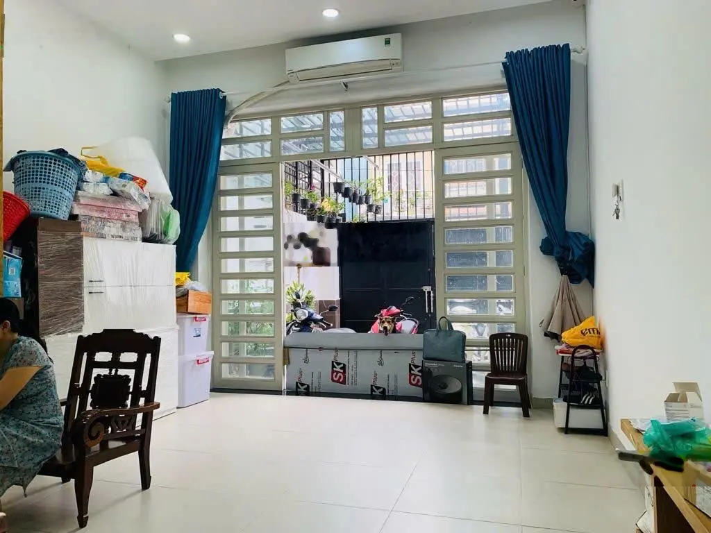 Bán nhà 3 tầng (4.5 x 20m) hẻm xe tải, 4P ngủ đường Nguyễn Thái Sơn, Gò Vấp, chỉ 9.35tỷ