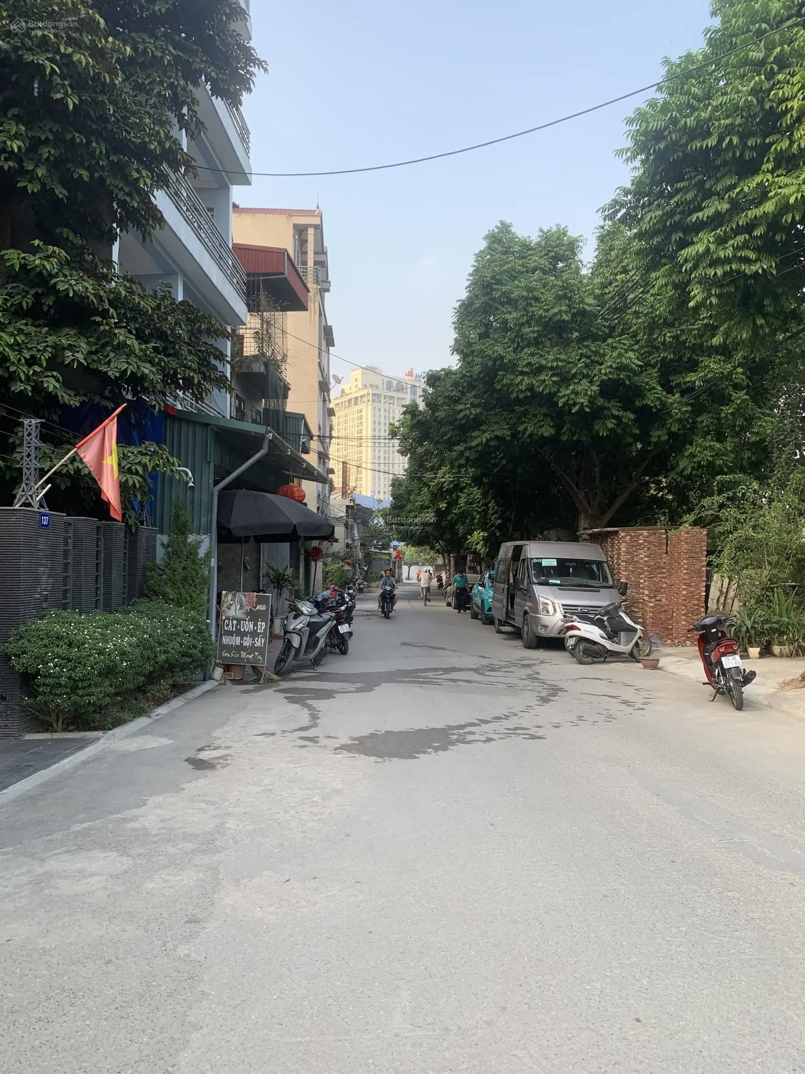 Bán nhà Vạn Phúc, Hà Đông ngõ thông ô tô vào nhà thoải mái 5 tầng 32m2 thang máy full nội thất